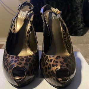 Slightly Used Free Press 11M Animal Print Platform Heel